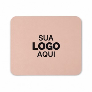 Mousepad de couro sintético rosa com aplicação ilustrativa Sua logo aqui em preto.